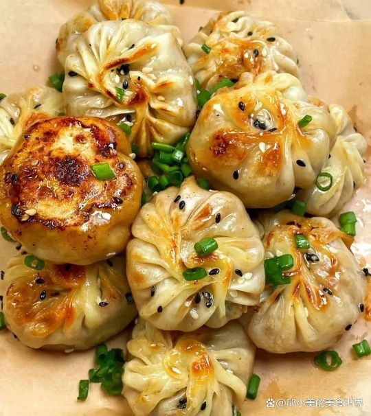 上海生煎包 底脆皮薄 小杨生煎 上海早餐